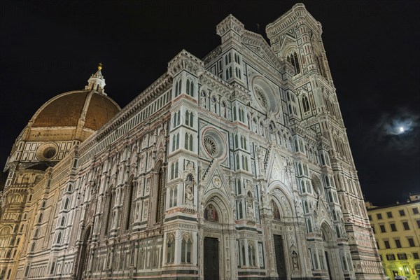 Cathedral of Santa Maria del Fiore, old town, Duomo, night shot, at night, illuminated, city trip,