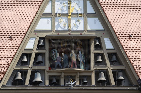 Glockenspiel with running figures at the Bürgerspital, inaugurated in 1956, Würzburg, Lower