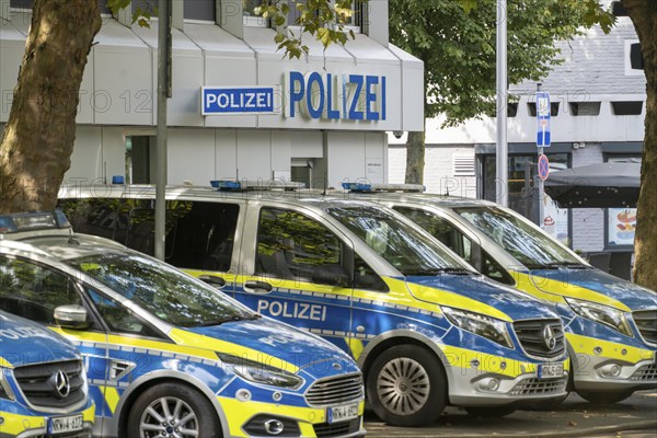 Police station, at Heinrich-Heine-Allee, old town police station, police vehicles, patrol cars, in