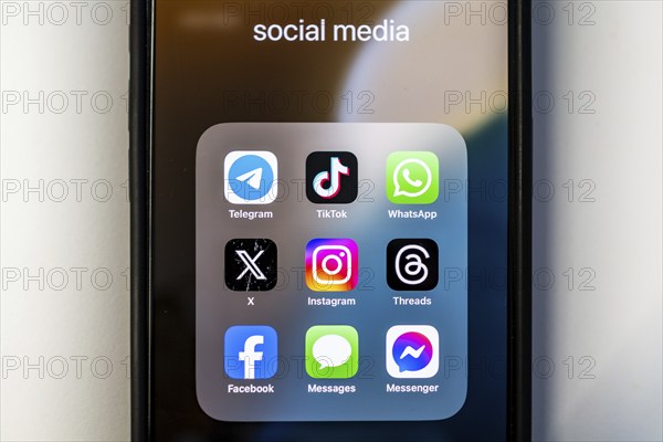 Smartphone screen with clearly visible social media apps, clear design