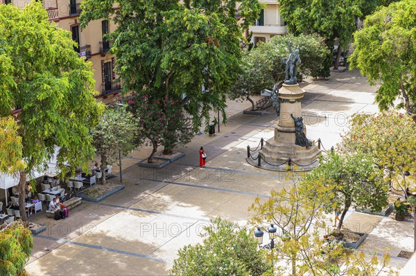 Monument to General Vara de Rey in the pedestrian zone, lined with trees, Eivissa, Ibiza Town,