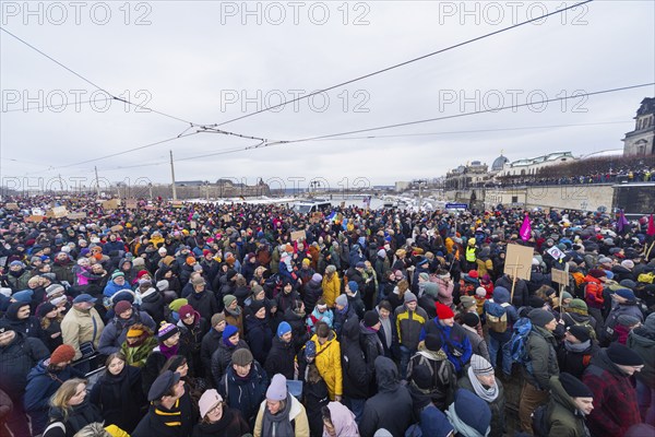 Several thousand people protested on Sunday in Dresden and elsewhere, against the AfD and in favour