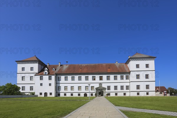 Meßkirch Castle, Castle of the Counts of Zimmern, Zimmern Castle, regular four-wing castle complex,