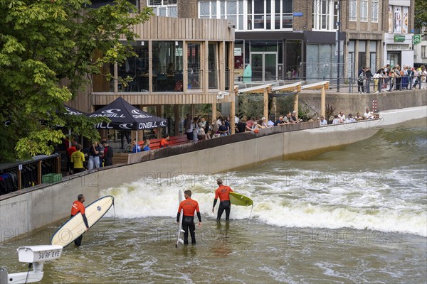 Surfing facility in the city centre of Rotterdam, Rif010, supposedly the world's first wave