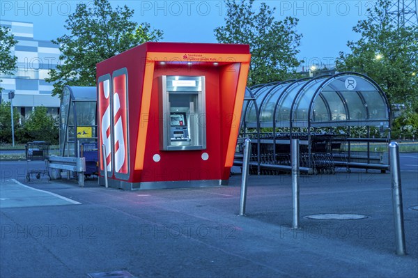 New ATM on the site of a shopping centre in Mülheim-Dümpten, free-standing, should be blast-proof,