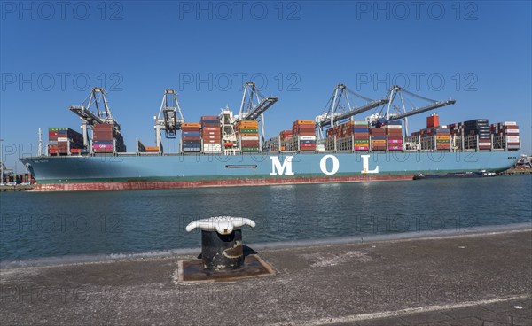 The seaport of Rotterdam, Maasvlakte, Hutchinson ECT Delta Terminal, Container Terminal, in the