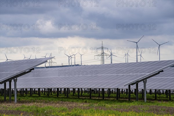 Wind farm and large-scale photovoltaic system, north-east of Bad Wünnenberg, near the village of