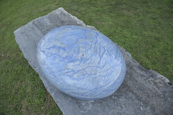 Sculpture stone drop by Livia Kubach and Michael Kropp 2024, oval blue quartz, stone, smooth, cut,