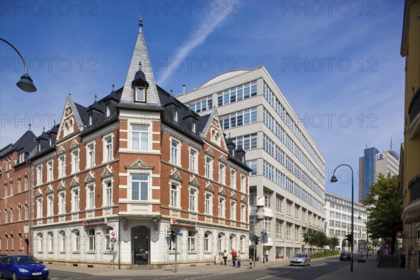 Jena is a university town and independent city in Thuringia in the metropolitan region of Central