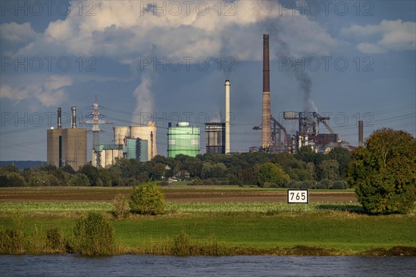Hüttenwerke Krupp-Mannesmann, HKM in Duisburg-Hüttenheim, 2 blast furnaces, coking plant, Rheinauen