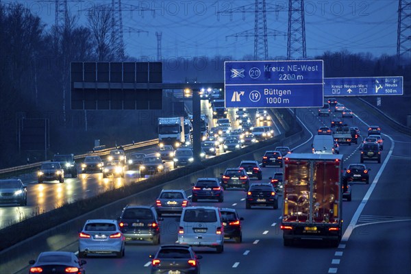 A57 motorway near Kaarst in the Rhine district of Neuss, view in the direction of the Büttgen