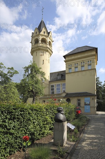 Kunsthaus Meyenburg in Art Nouveau style and memorial to reformer and mayor Michael Meyenburg,