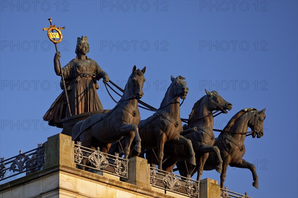 Brunswick Quadriga with Brunonia, design by Carl Theodor Ottmer, Brunswick Palace, Lower Saxony,