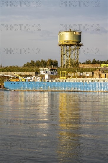 The Rhine Park in Duisburg-Hochfeld, former industrial site, steel industry, 60 ha, large, with 1.4