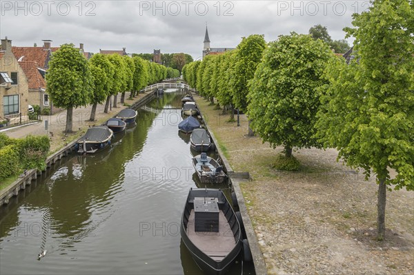 Sloten (Dutch, West Frisian Sleat) is the smallest city (with city rights) in the Netherlands and