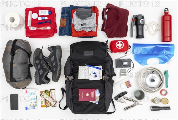 Emergency luggage, survival equipment for emergencies, according to the suggestions of the Federal