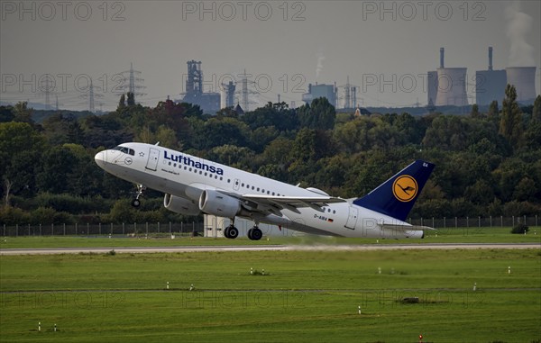 Düsseldorf Airport, aircraft taking off, from the main runway, Lufthansa Airbus A319-100, D-AIBA,