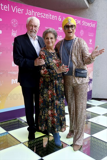 Klaus Lenk, Dagmar Frederic and Julian F.M. Stöckl at the event Landpartie with Julian F.M. Stöckel