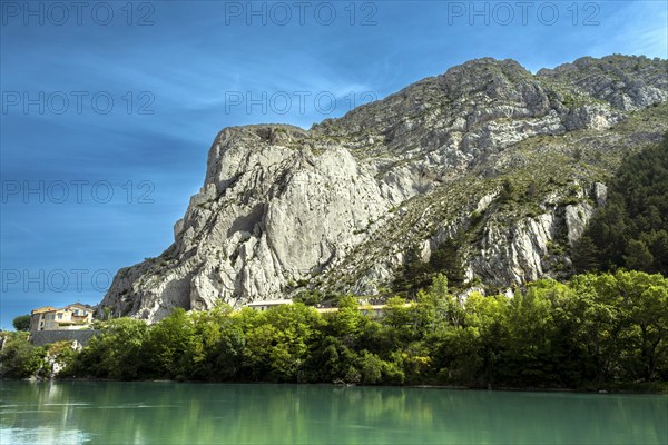 Sisteron. The Baume rock overlooking the Durance river, Alpes-de-Haute-Provence.