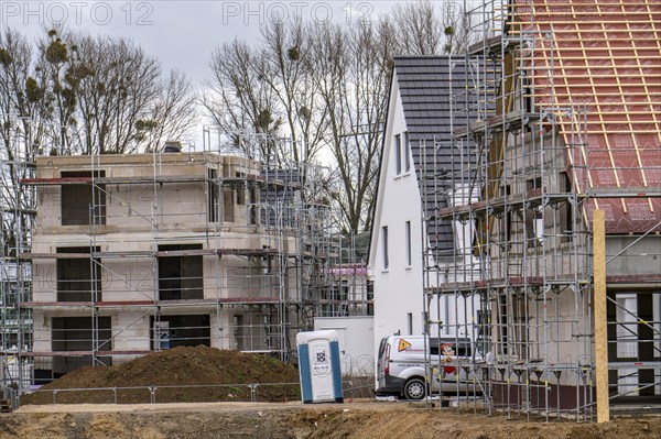 New development district, around 140 detached and semi-detached villas being built in the south of