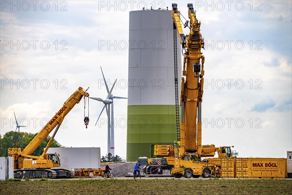 Wind turbine repowering, in the Issum-Oermten wind farm, 9 wind turbines in operation for over 20