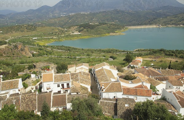 Embalse Zahara-El Gastor Reservoir lake, Zahara de la Sierra, Cadiz province, Spain, Europe