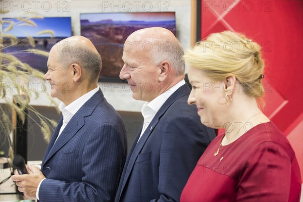 Olaf Scholz (Chancellor of the Federal Republic of Germany, SPD), Kai Wegner (Governing Mayor of