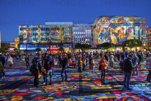 Essen Light Festival, in the city centre, light art on Kennedyplatz, the Berlin artist Daniel