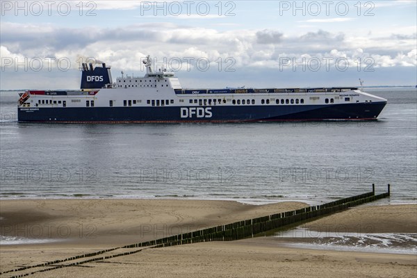 The DFDS cargo ferry Begonia Seaways, loaded with lorry trailers and new cars, leaves the
