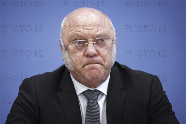 Ulrich Schneider, Managing Director of Der Paritätische Gesamtverband, at a press conference on the