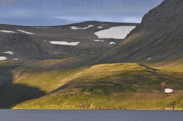 Mountains, Hesteyrarfjörður or Hesteyrarfjördur, Hornstrandir, Westfjords, Iceland, Europe