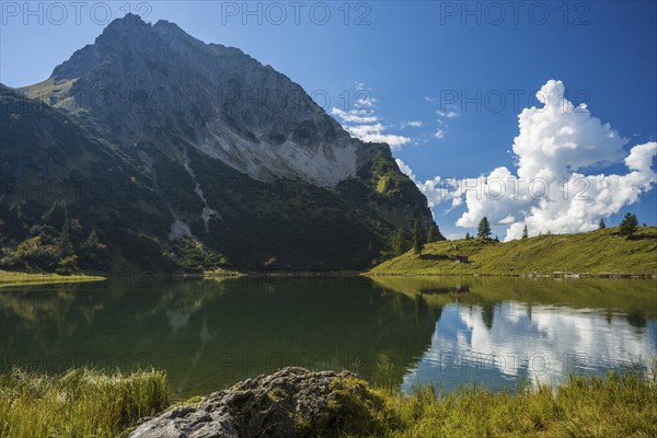 Unterer Gaisalpsee, Allgäu Alps, Allgaeu, Bavaria, Germany, Europe