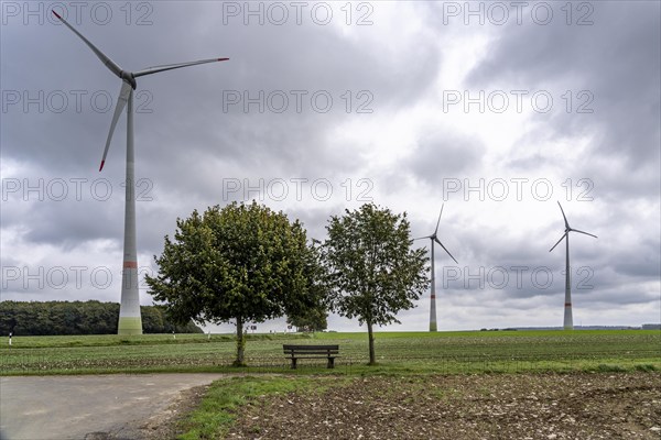 Wind farm north-east of Bad Wünnenberg, field path with park bench, North Rhine-Westphalia,