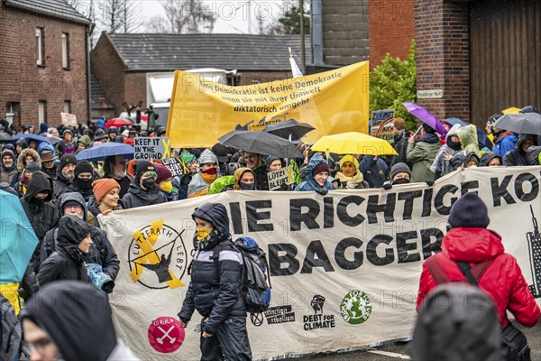 Demonstration against the demolition of the lignite village of Lützerath, from the village of