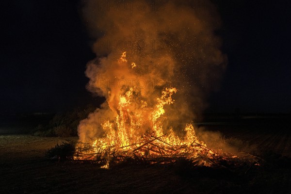 Environmental pollution, fire from discarded Christmas trees, Ostfildern-Plieningen,