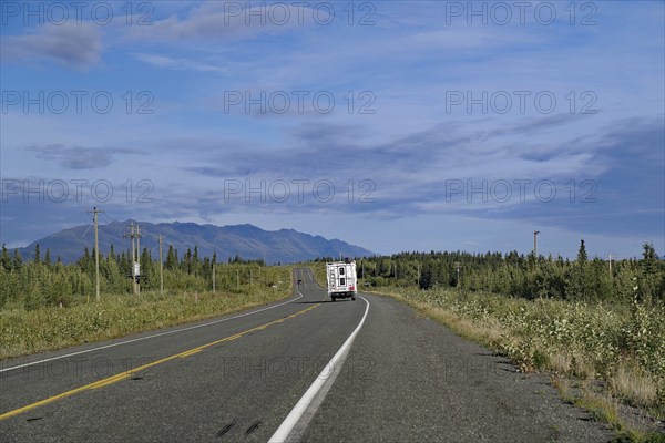Endless road, with single motorhome, forest, wilderness, Alaska Highway, Yukon Territory, Canada,