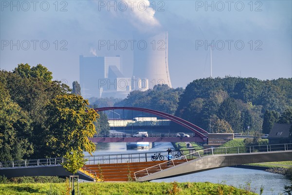 New bridge over the Rhine-Herne Canal and the Emscher, leap over the Emscher, bicycle and
