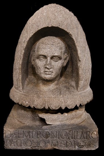 Urn lid with the portrait of Decimus Sempronius Hilarus from the 1st century, Museo Archeologico