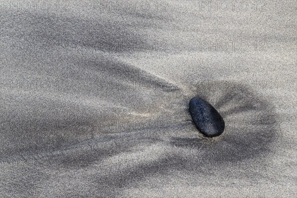 Lava pebbles on the beach, Playa de Famara, Lanzarote, Canary Islands, Spain, Europe