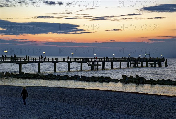Baltic Sea beach, Baltic Sea coast with the Wustrow pier, evening mood, Baltic seaside resort