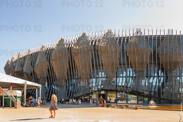 SHOWPALAST MÜNCHEN, 1700 seats, largest new theatre building in Munich for 100 years, completely