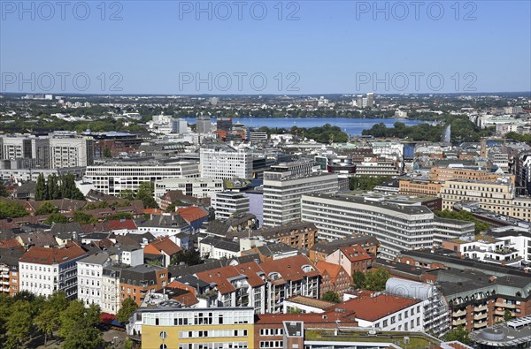 Europe, Germany, Hanseatic City of Hamburg, View of the City and the Outer Alster Lake, Residential