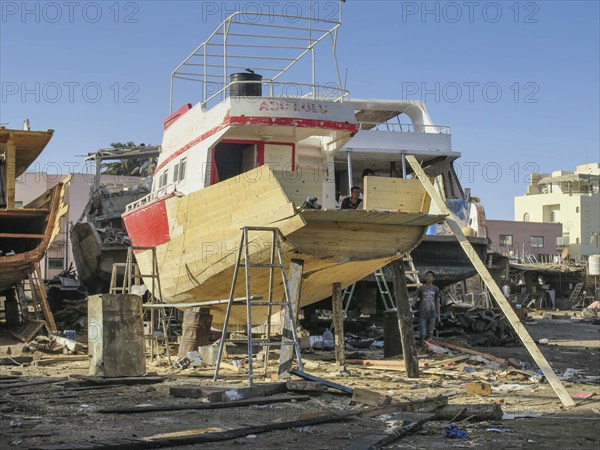 Boat building and repairs, yacht shipyard, Hurghada, Egypt, Africa