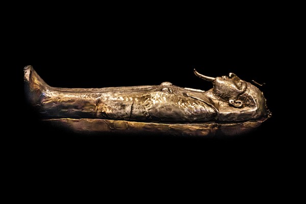 Canopic cassettes of Sheshonq II from the exhibition: Ramses the Great and the Gold of the