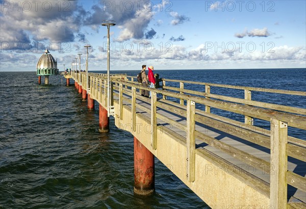 Diving gondola at the Zingst pier, cloudy mood, Zingst, Fischland-Darß-Zingst peninsula,