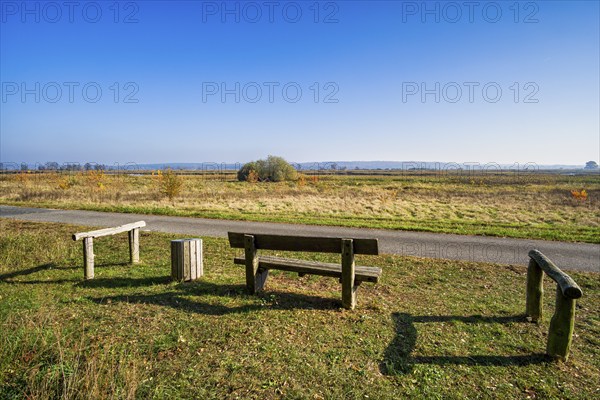 Rest area on the cycle path, Lower Oder Valley National Park, Schwedt, Brandenburg, Germany, Europe
