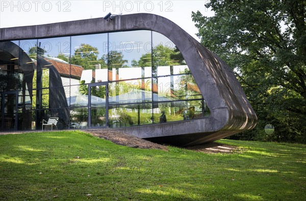 Extension by the Iraqi-British star architect Zaha Hadid, contemporary architecture, Ordrupgaard