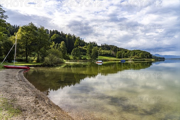 Beach on Lake Simssee near Bad Endorf, Bavaria, Germany, Europe