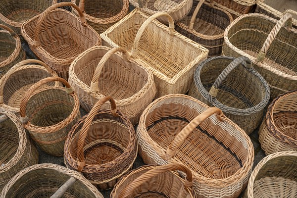 Various wicker baskets, hanger baskets, shopping baskets, handmade, full-size, Baden-Württemberg,