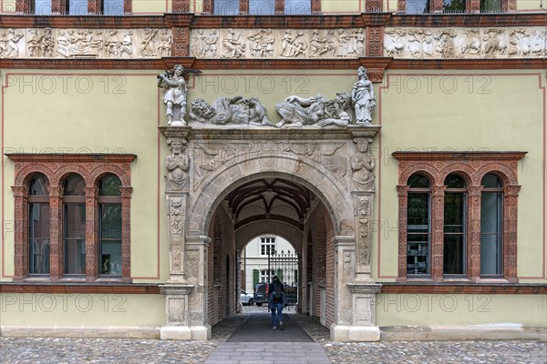 Passageway in the style of the Italian Renaissance around 1555, from the former Fürstenhof, summer